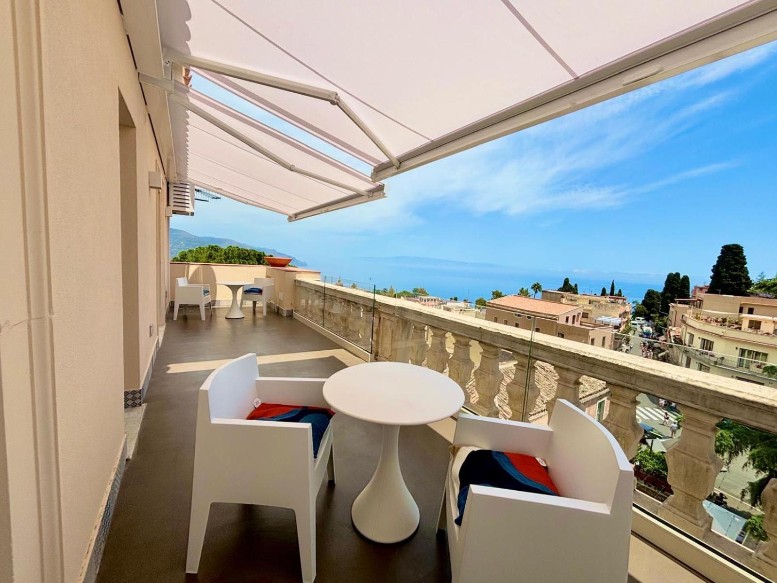 La Terrazza Di Porta Messina 호텔 타오르미나 외부 사진
